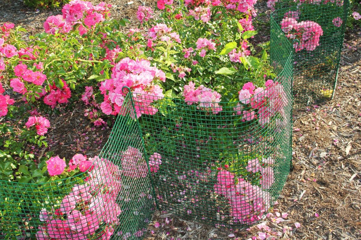 Flipo Group, Ltd. - Wholesale Outdoor Ornament/Decor - 12-Foot Expandable Modular Garden Fencing System5