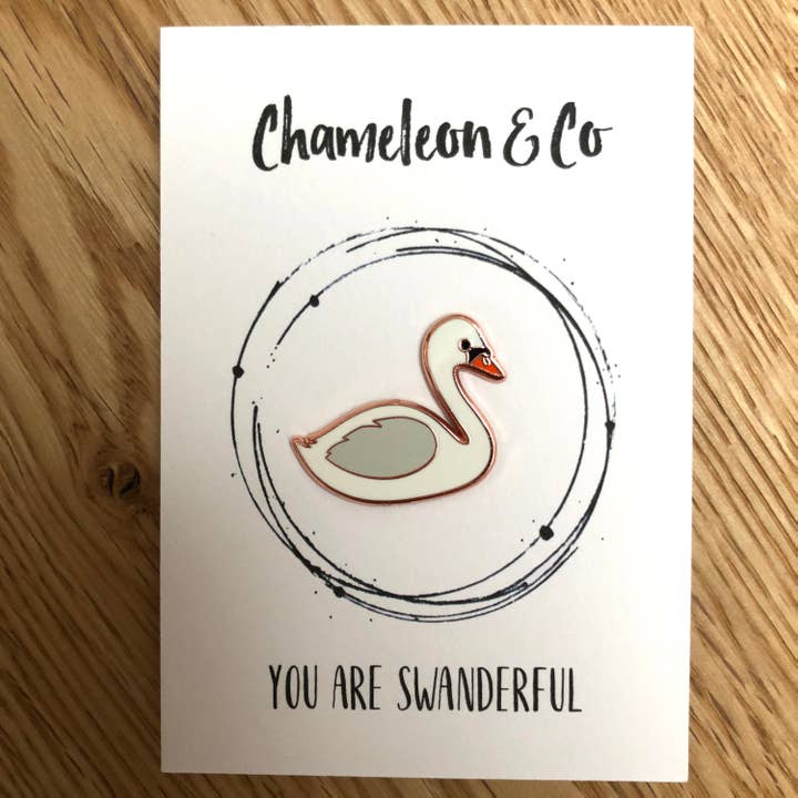 Pin Positivo «Eres Swanderful» para venta al por mayor de Chameleon & Co