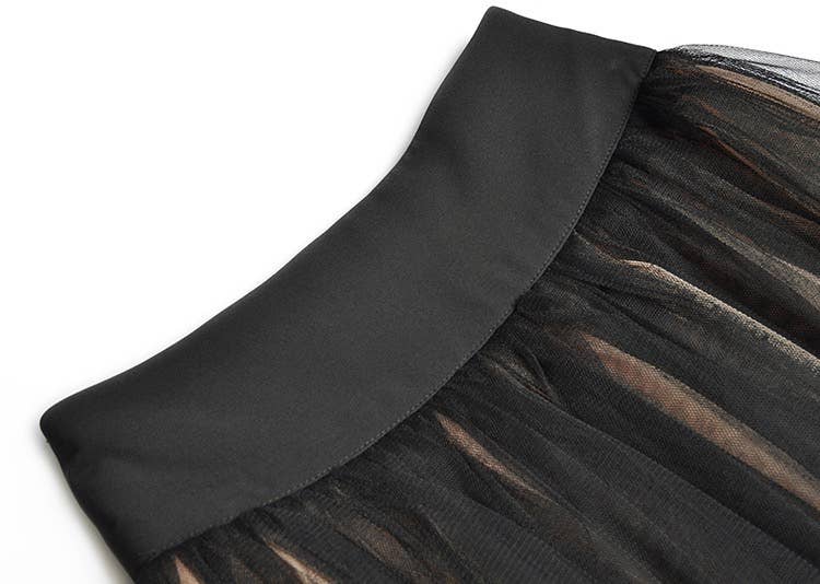 Schwarz Eleganter Damenanzug mit Mesh-Rock, zweiteilig für den Großhandel auf Faire7