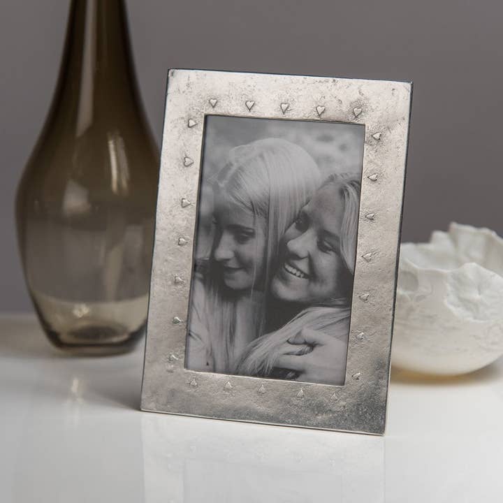 Lancaster and Gibbings - Wholesale Picture Frame - Hearts Hand Cast Pewter Photo Frame