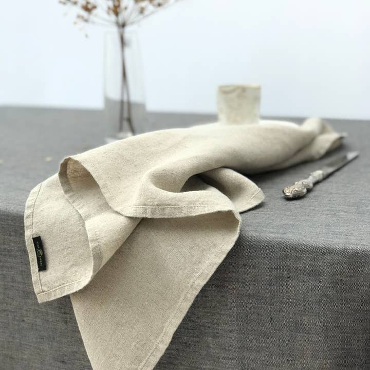 True Linen – wholesale Dinner & cloth napkin – Washed Linen Classic Napkin7