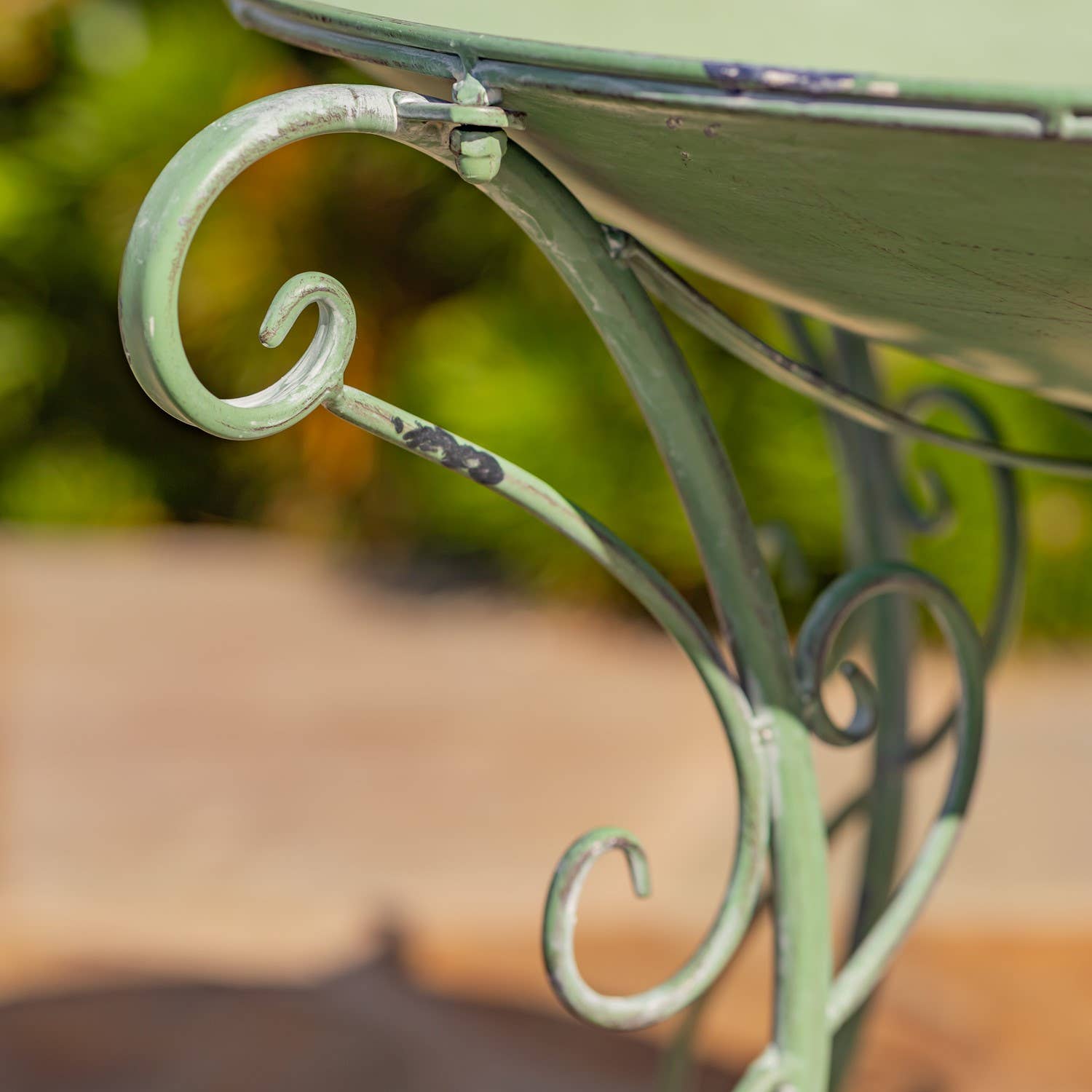 Zaer Ltd. International - Wholesale Bird Bath - “Rome 1945” 23" Tall Iron Birdbath with Porcelain Accent13