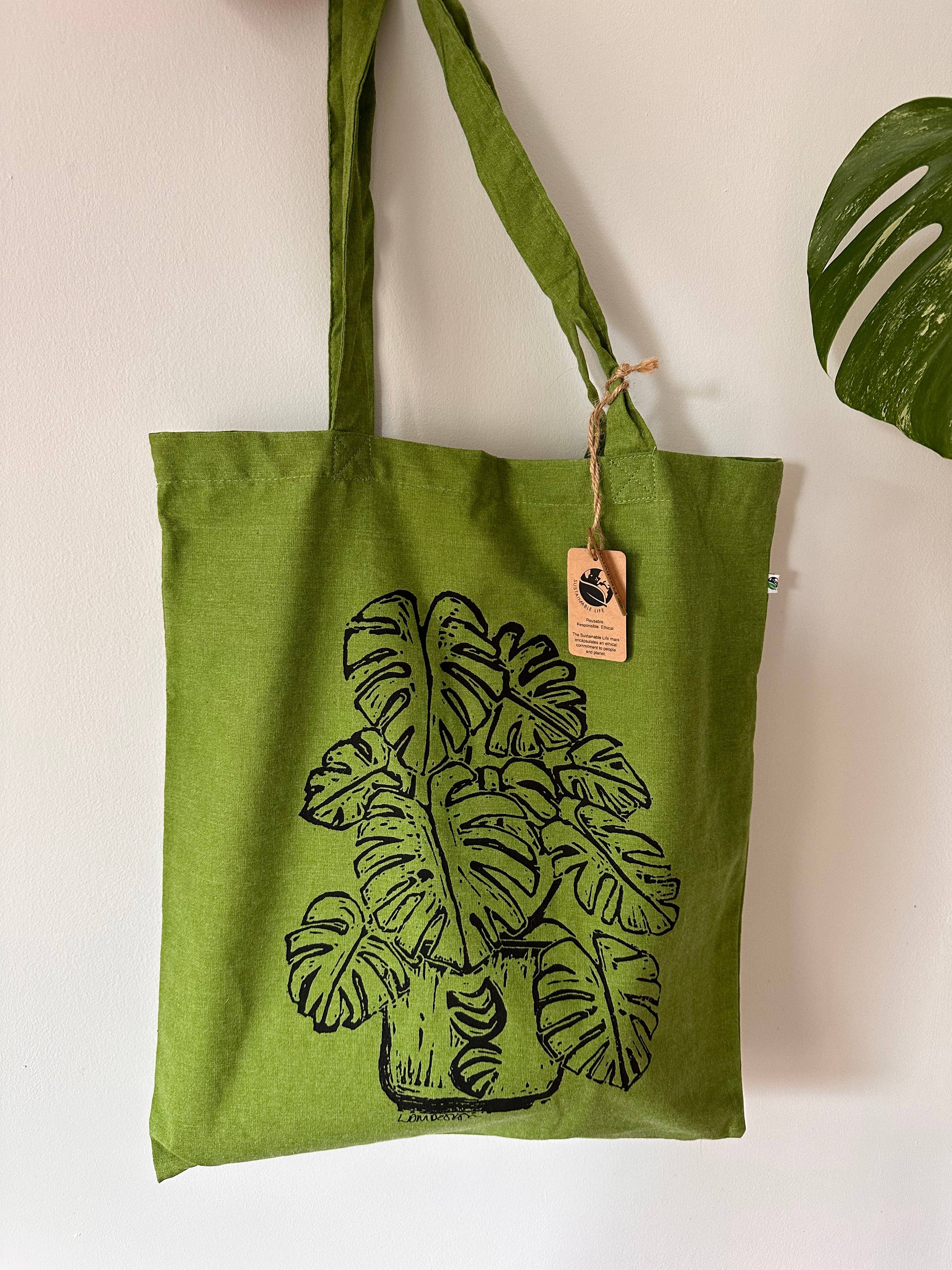LDMDesign – wholesale Tote bag – Women's – Eco-Friendly recycled plastic RPET Monstera Deliciosa tote bag.4