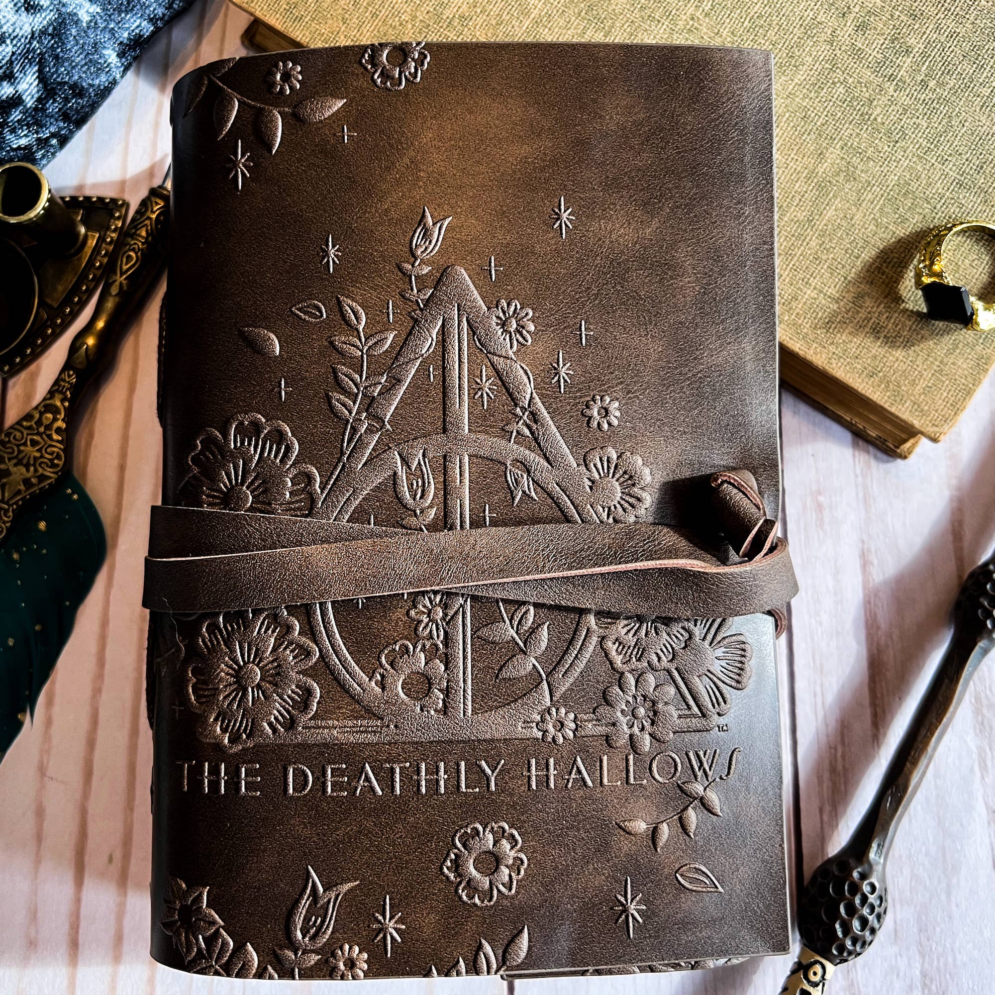 Conquest Journals - Vente Journal intime - Journal enveloppé en cuir Harry Potter Deathly Hallows2