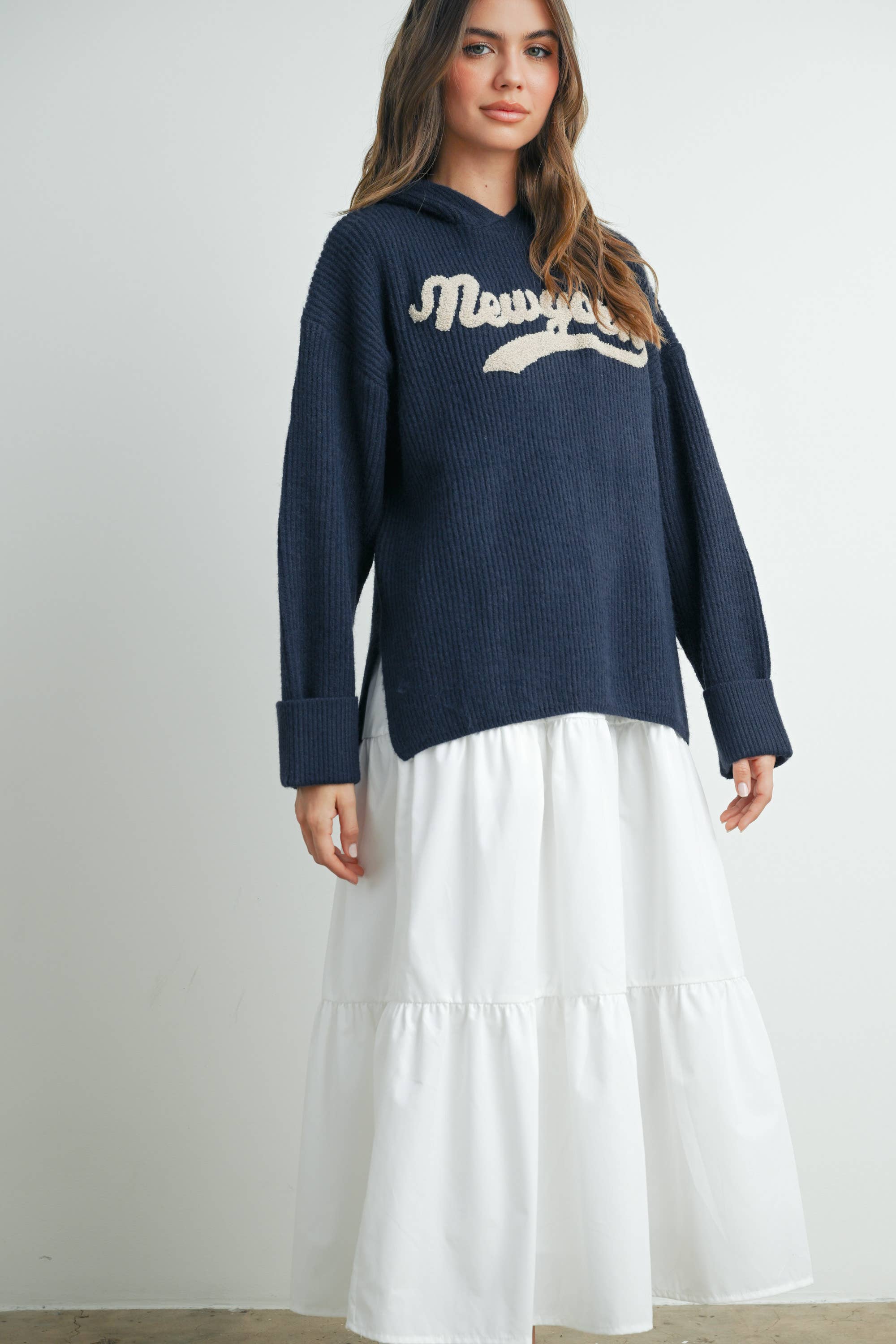 BUTTERMELON - Venta al por mayor Jersey de punto - Mujer - Jersey con capucha bordado de Nueva York - BMW727720