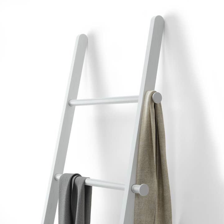 Umbra - Wholesale Free Standing Shelf - Leana Ladder5