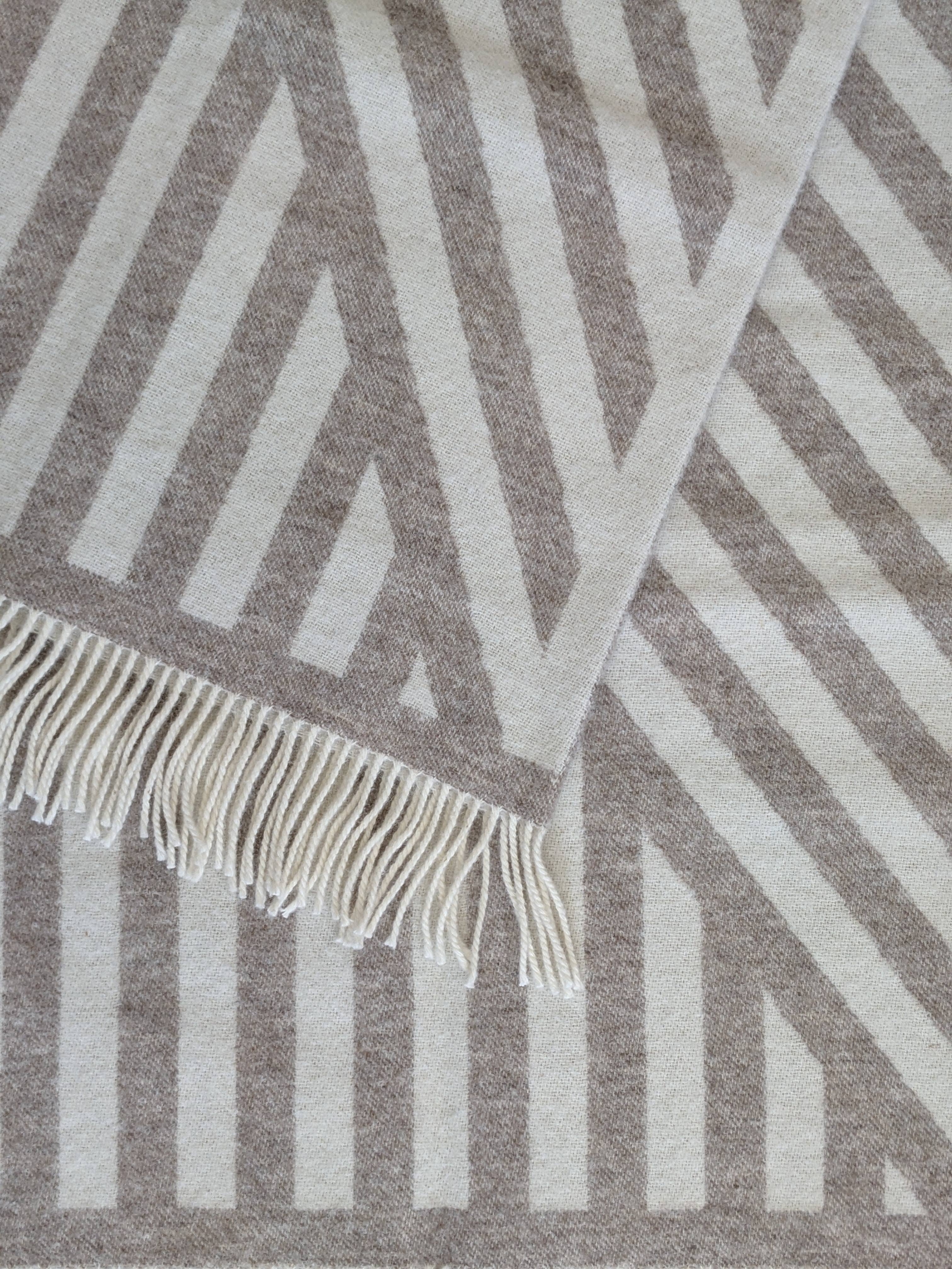 Coudre Berlin - Wholesale Throw Blanket - Wool Blanket / Cozy Blanket FRANK limestone / off white1