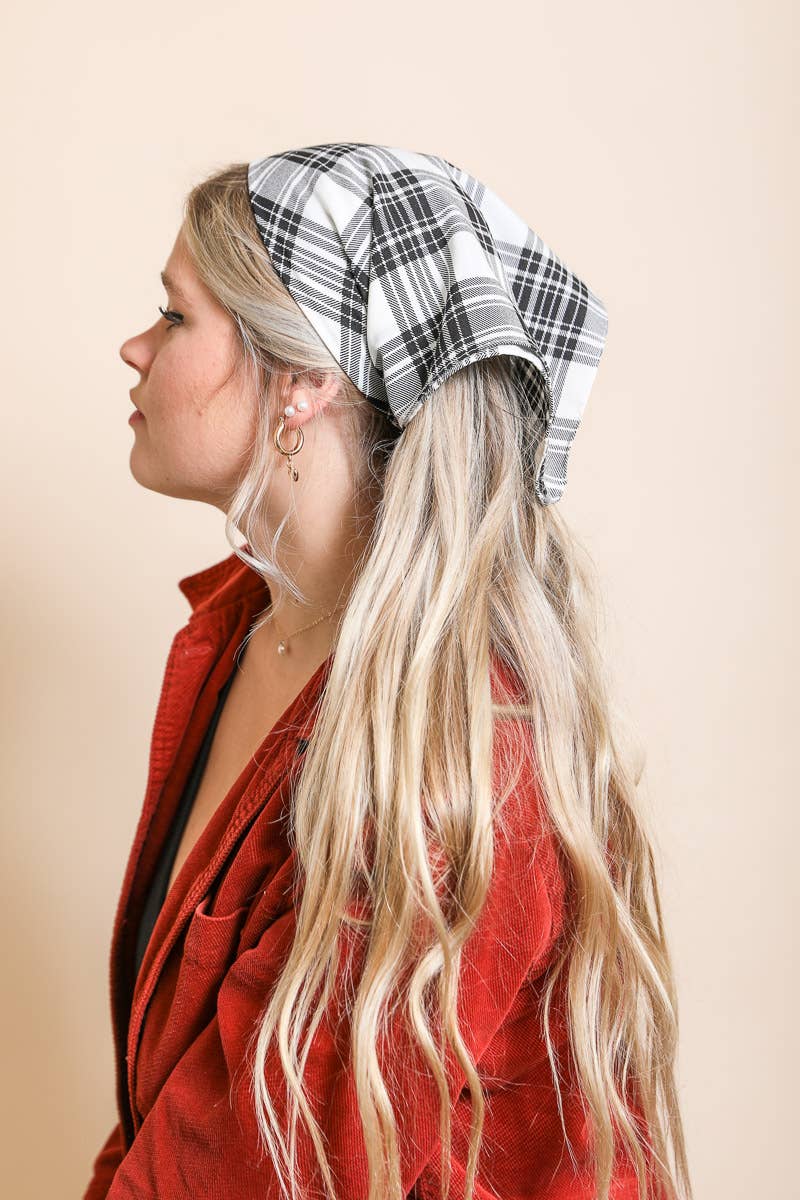 Leto Accessories - Wholesale Scarf - Women's - Plaid Triangle Head Scarf – Cozy & Stylish Accessory ✨1