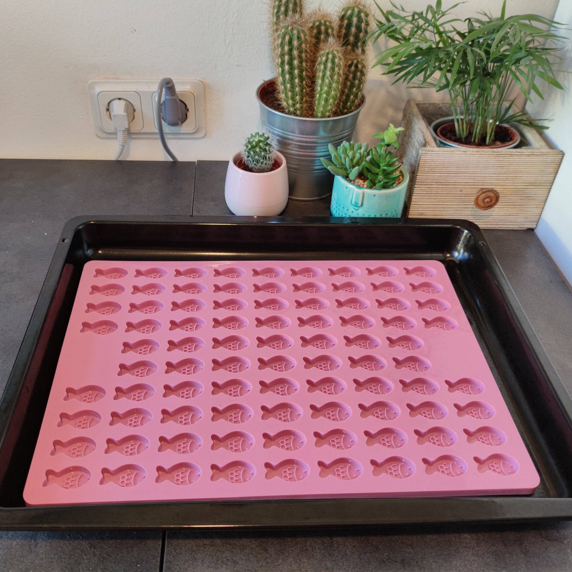 Collory - Wholesale Voedermat - Hond - Visvormige bakmatten voor hondenkoekjes (mini en medium)7