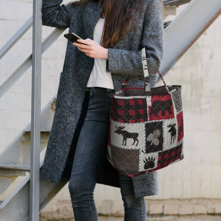 Duke Imports - Wholesale Tote Bag - Women's - "Lodge Life" Designer Quilted Tote Bag6