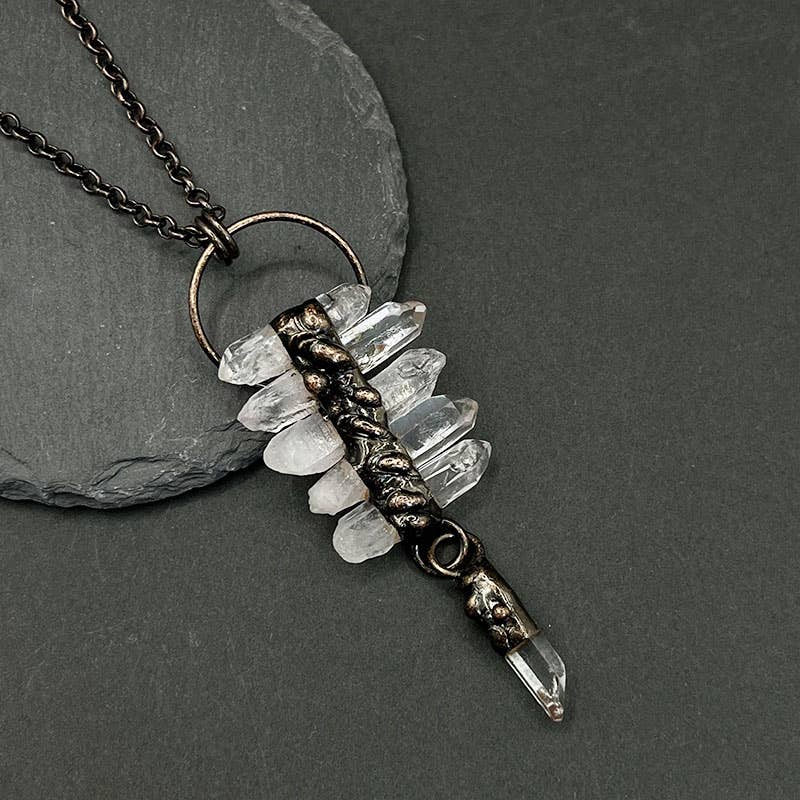 GemMeet – wholesale Pendant/charm necklace – Irregular Clear Quartz Six-Piece Tassel Gemstone Necklace0