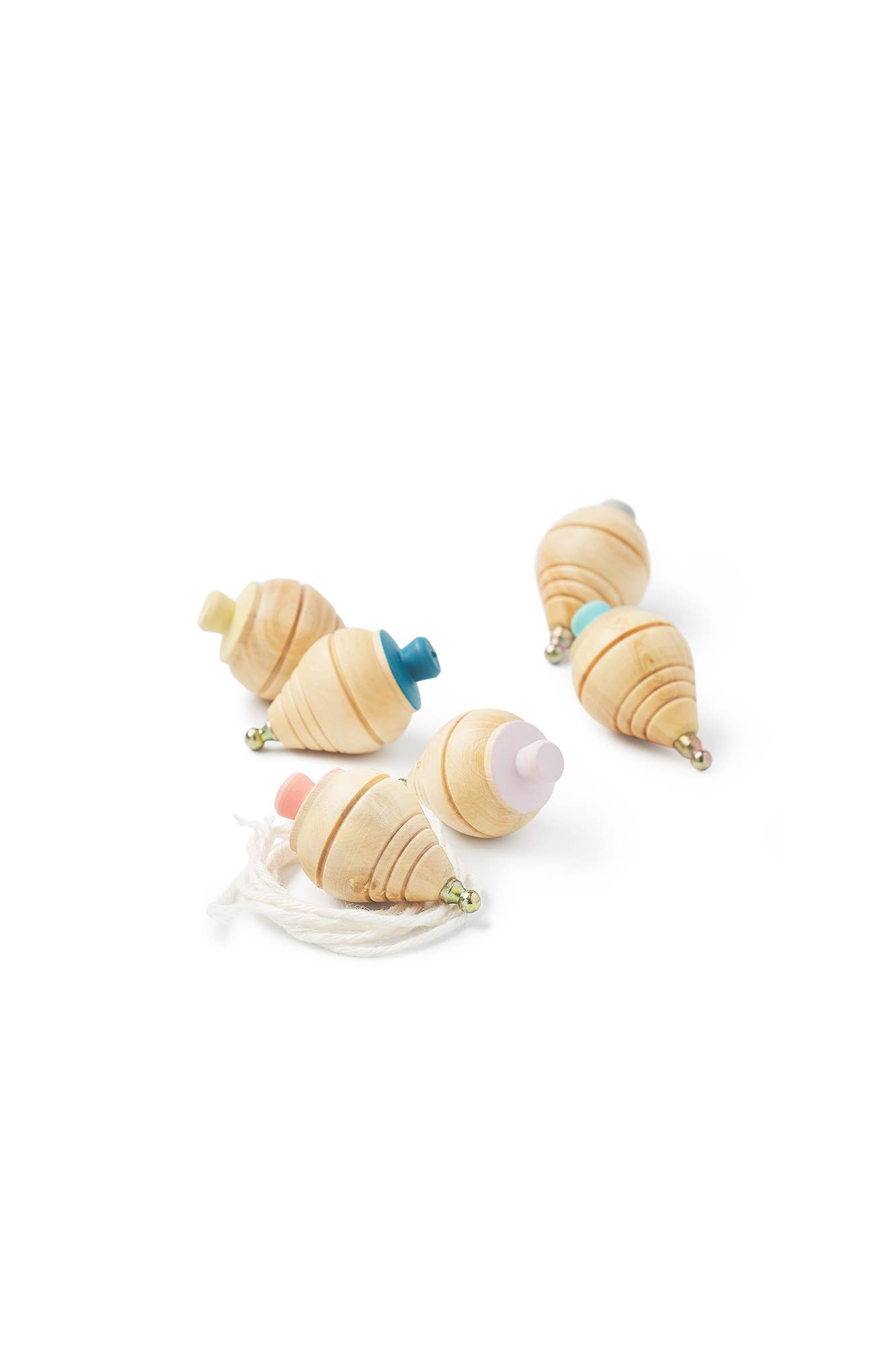 Me&mine - Vente Jouet en bois – enfant - Mini toupie intemporelle en bois de charme1