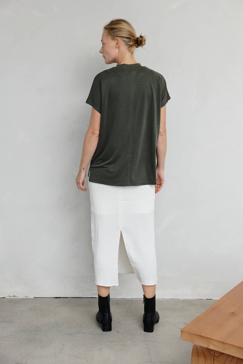 MOD REF - Vente T-shirt – femme - The Ashton Top | Haut délavé à épaules tombantes11