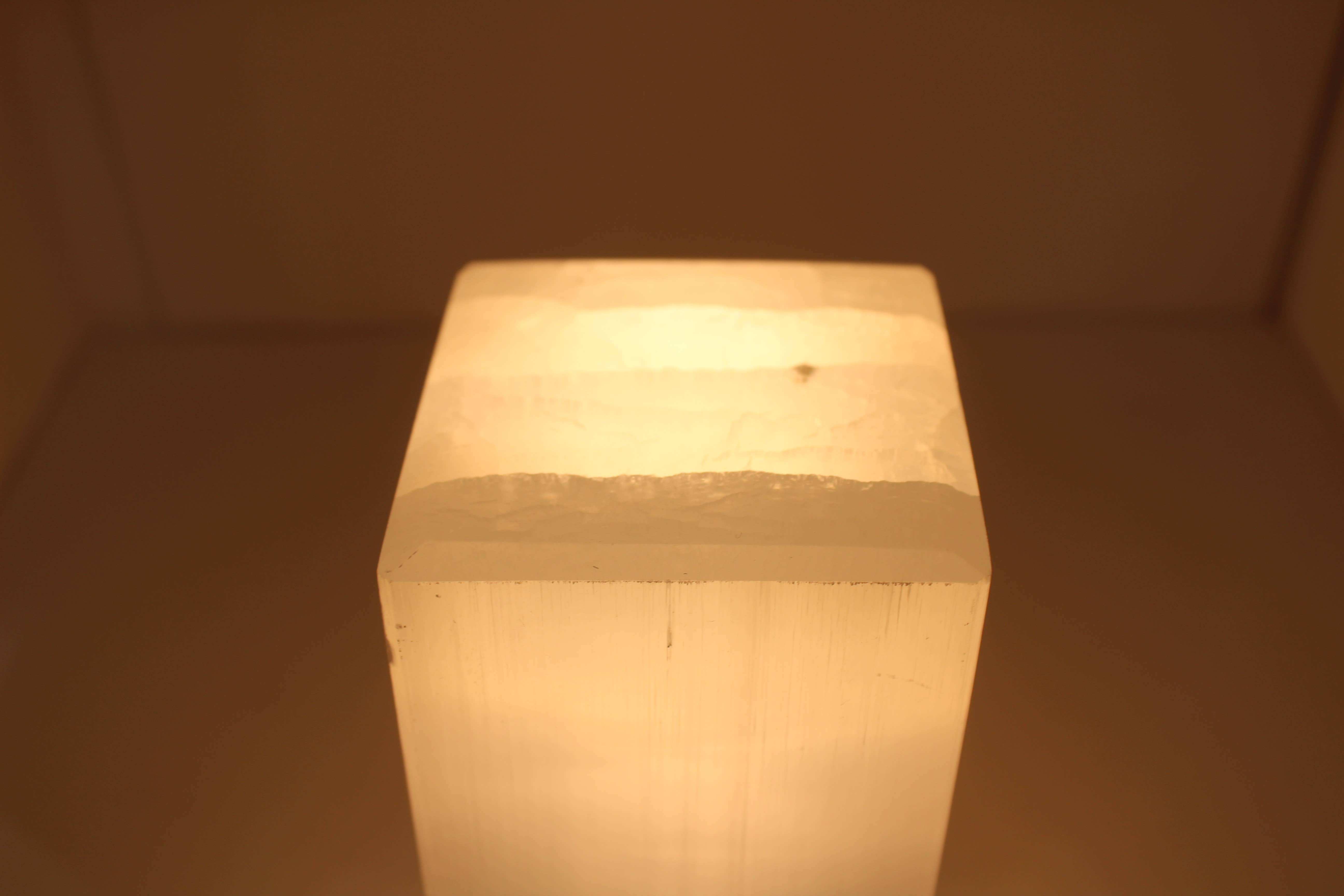 Quasar Gems USA - Wholesale Accent/Desk Lamp - Selenite Lamp Fairy Rectangle 15cm4