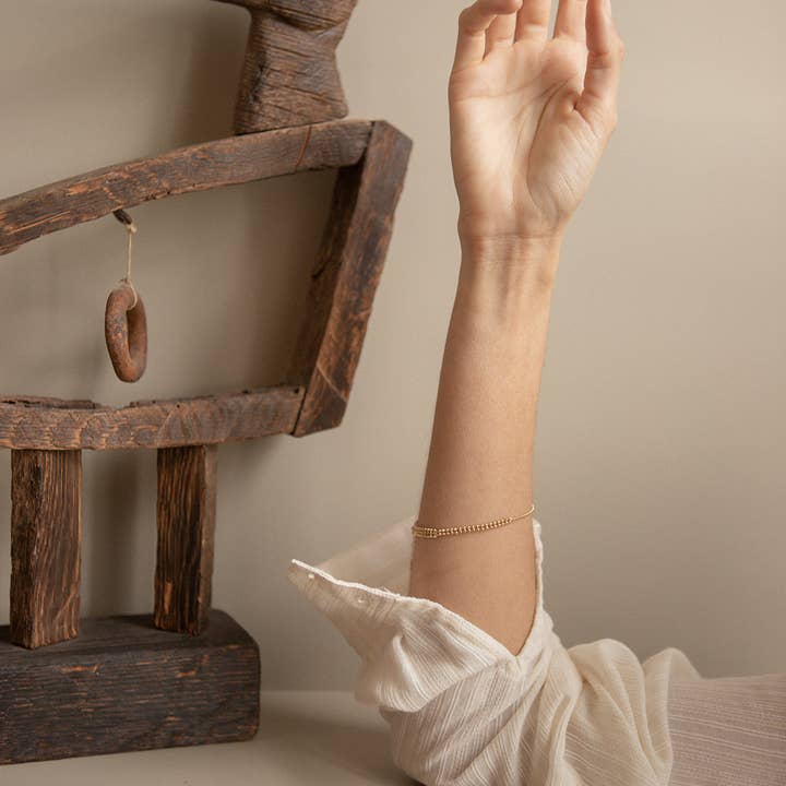 Gold Trame bracelet for wholesale on Faire2