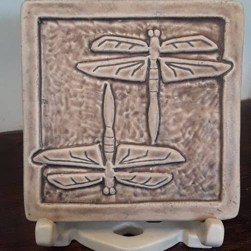 Whistling Frog Tile Inc. - Wholesale Wall Tile - Double Dragonfly Art Tile 6x6