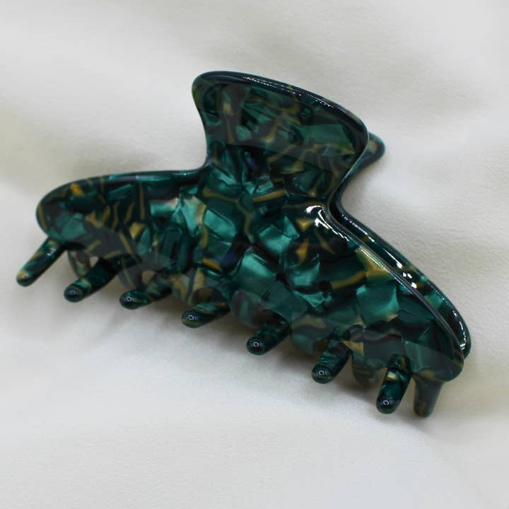Love Attack - Wholesale Hair Clip - Women's - Izumi Cellulose Acetate Minimalist Hair Claw Clips