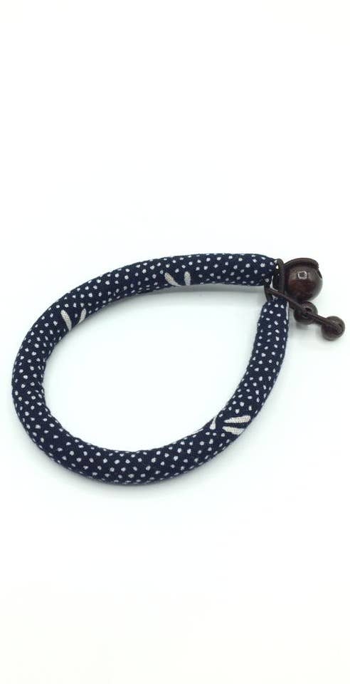 KOTO - Wholesale Woven/Braided Bracelet - Kimono Fabric Bracelet |Navy dragonfly
Pattern made in Kyoto2