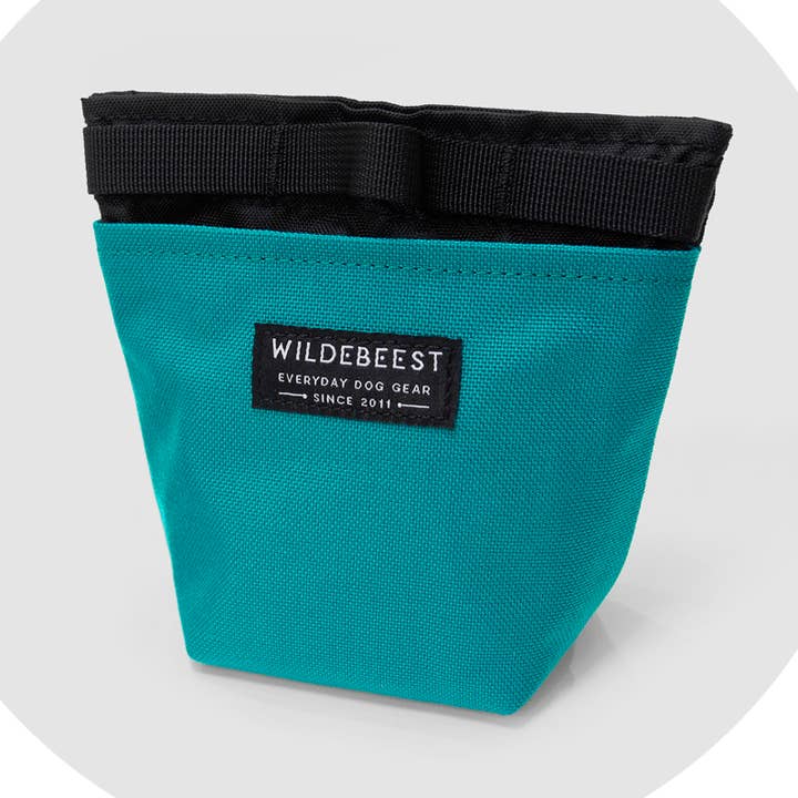 Wildebeest - Wholesale Pet Treat Bag - Dog - Alamo Magnetic Dog Treat Pouch6