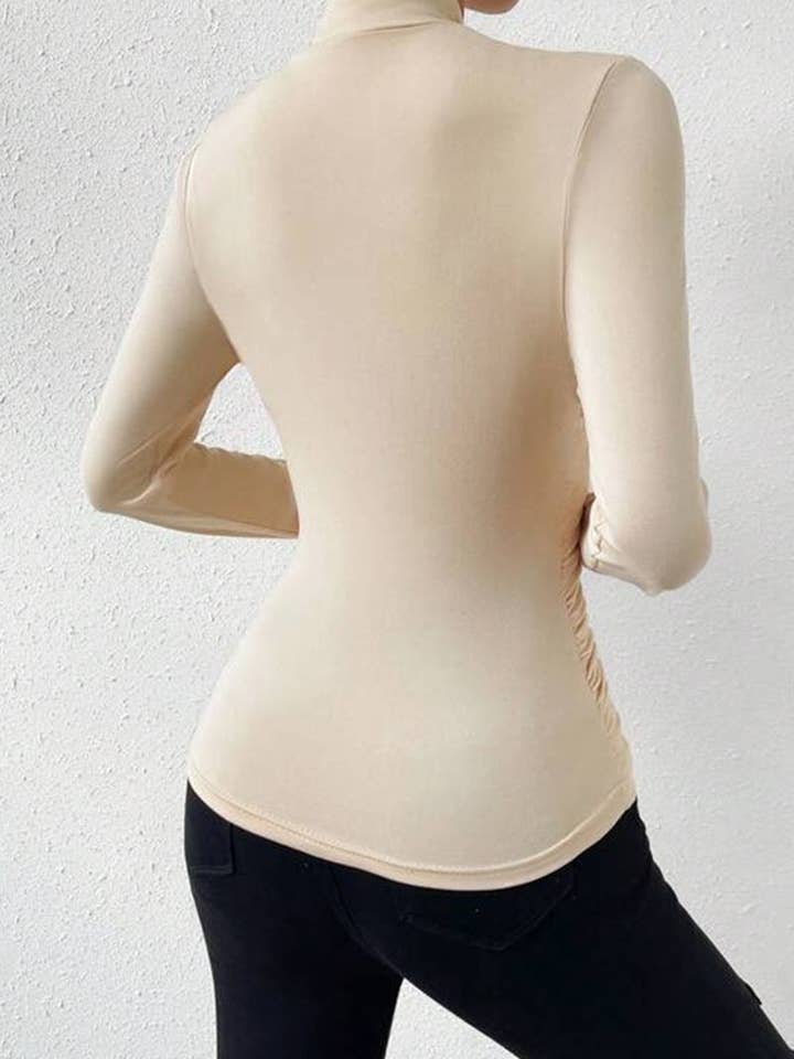 Mccolin - Wholesale Gebreide top - Dames - Elegante Gedrapeerde Top met Lange Mouwen4