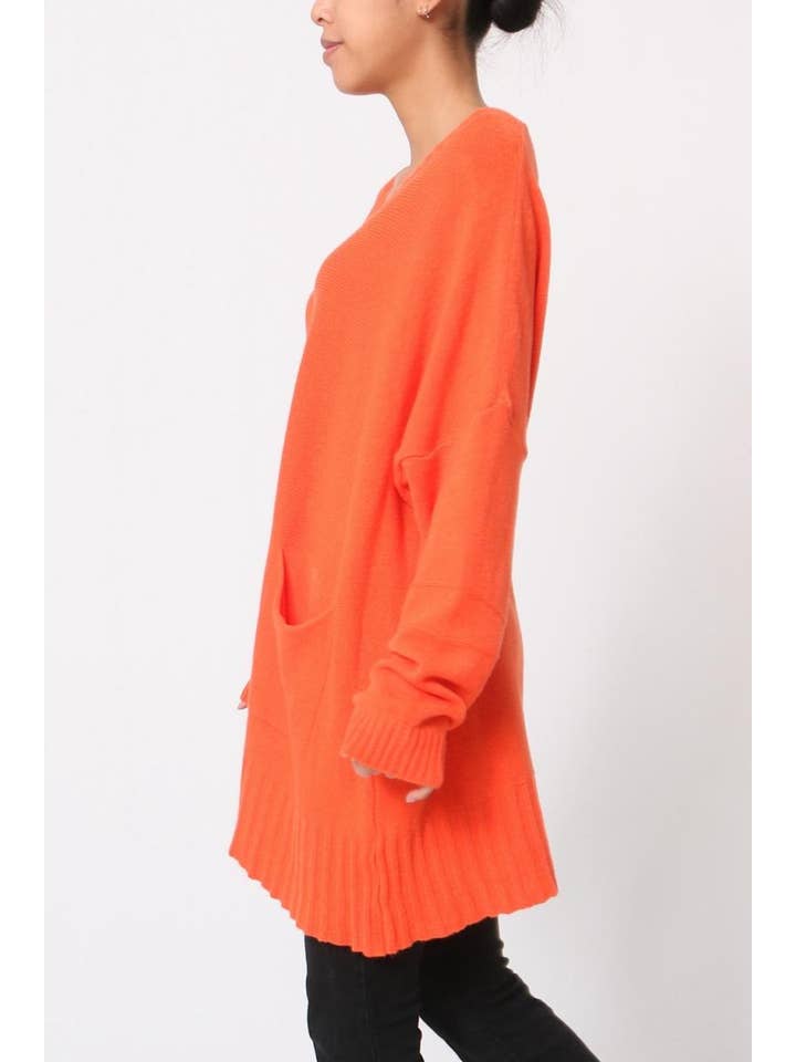 LÉA & LUC - Wholesale Tunic Sweater - Women's - REF.1001 Jumper1