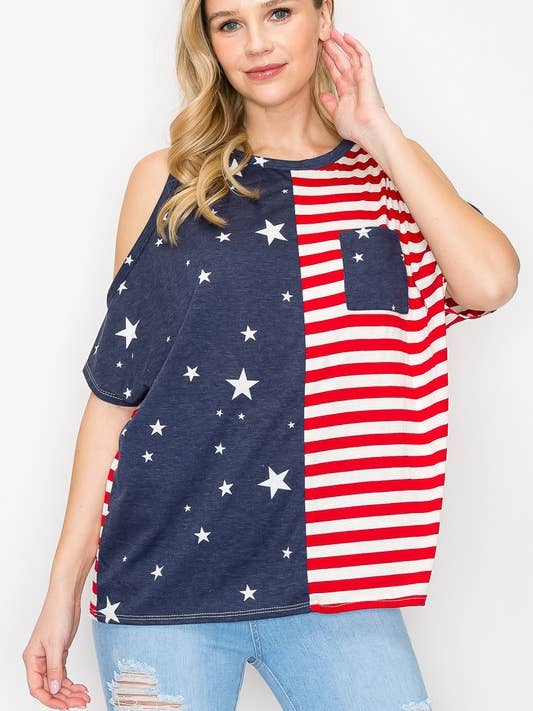 FLÅDE 10735SL524 - UDSKÆRING PÅ ÆRMESTJERNE OG STRIBET TOP for engroshandel på Faire1