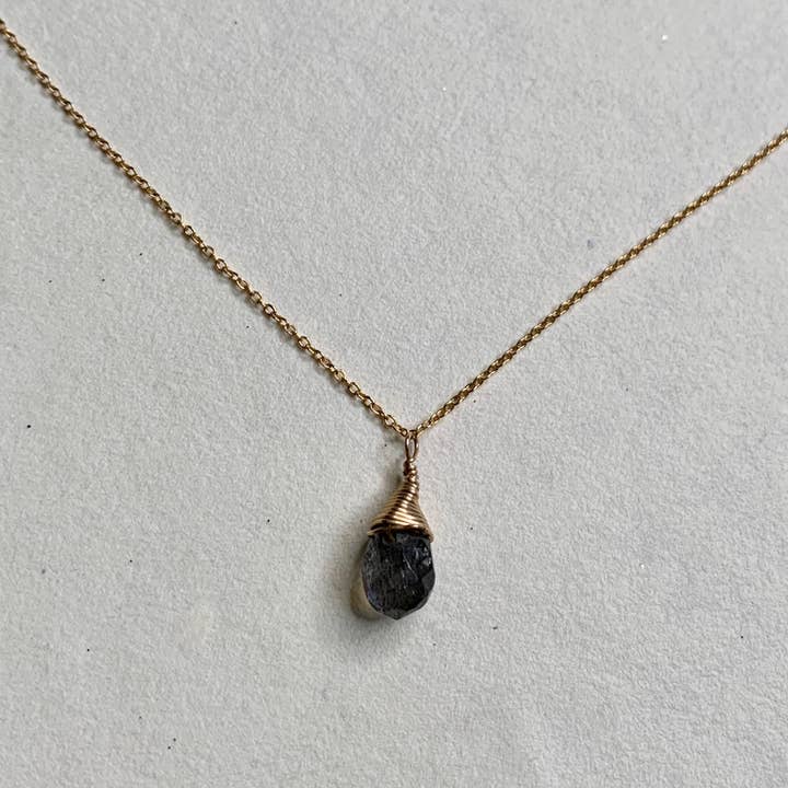 Labradorite Briolette drop necklace for wholesale by Rafia