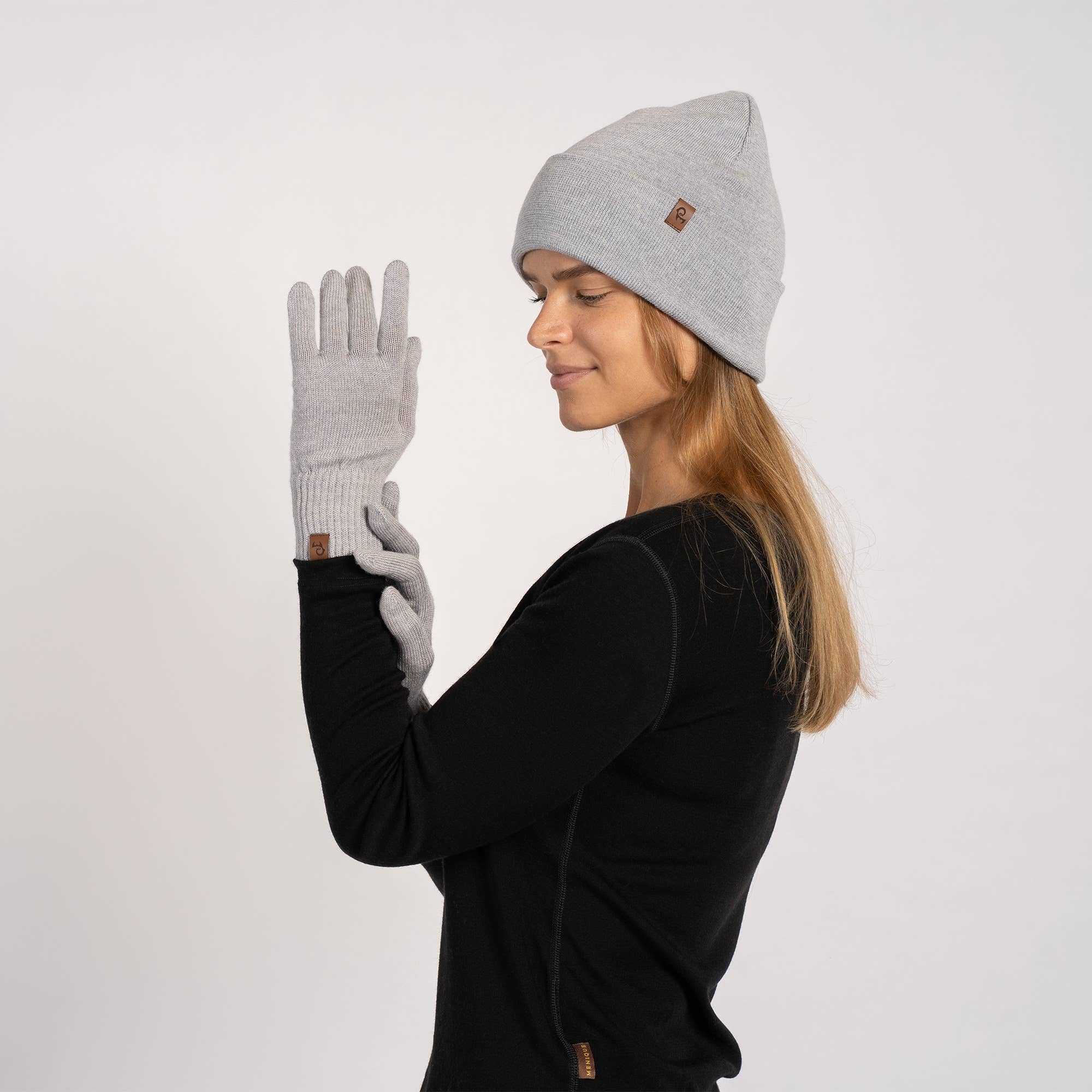 menique – wholesale Mössa - Dam – Damset med stickad mössa och handskar i 2 delar9