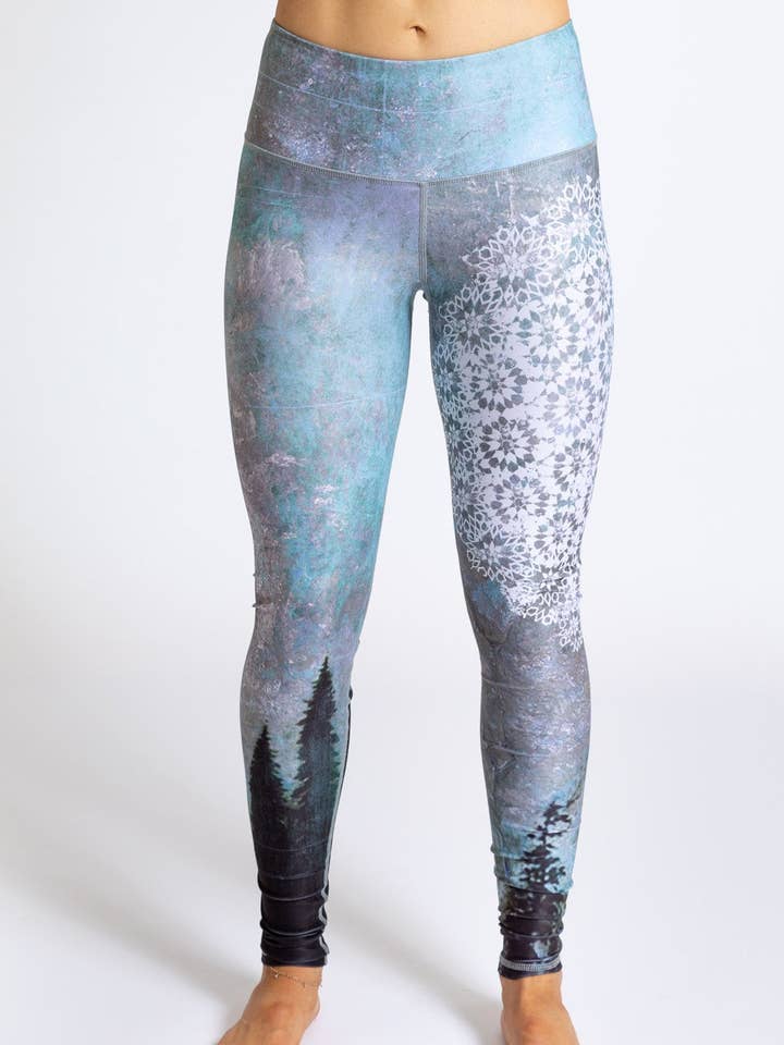 Legging Hinterland per la vendita all'ingrosso da parte di Nominou Designs