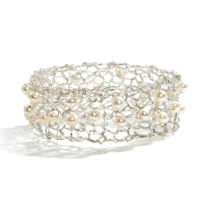 Bracelet en perles d'eau douce, bracelet en argent sterling pour la vente par MetaLace Jewelry