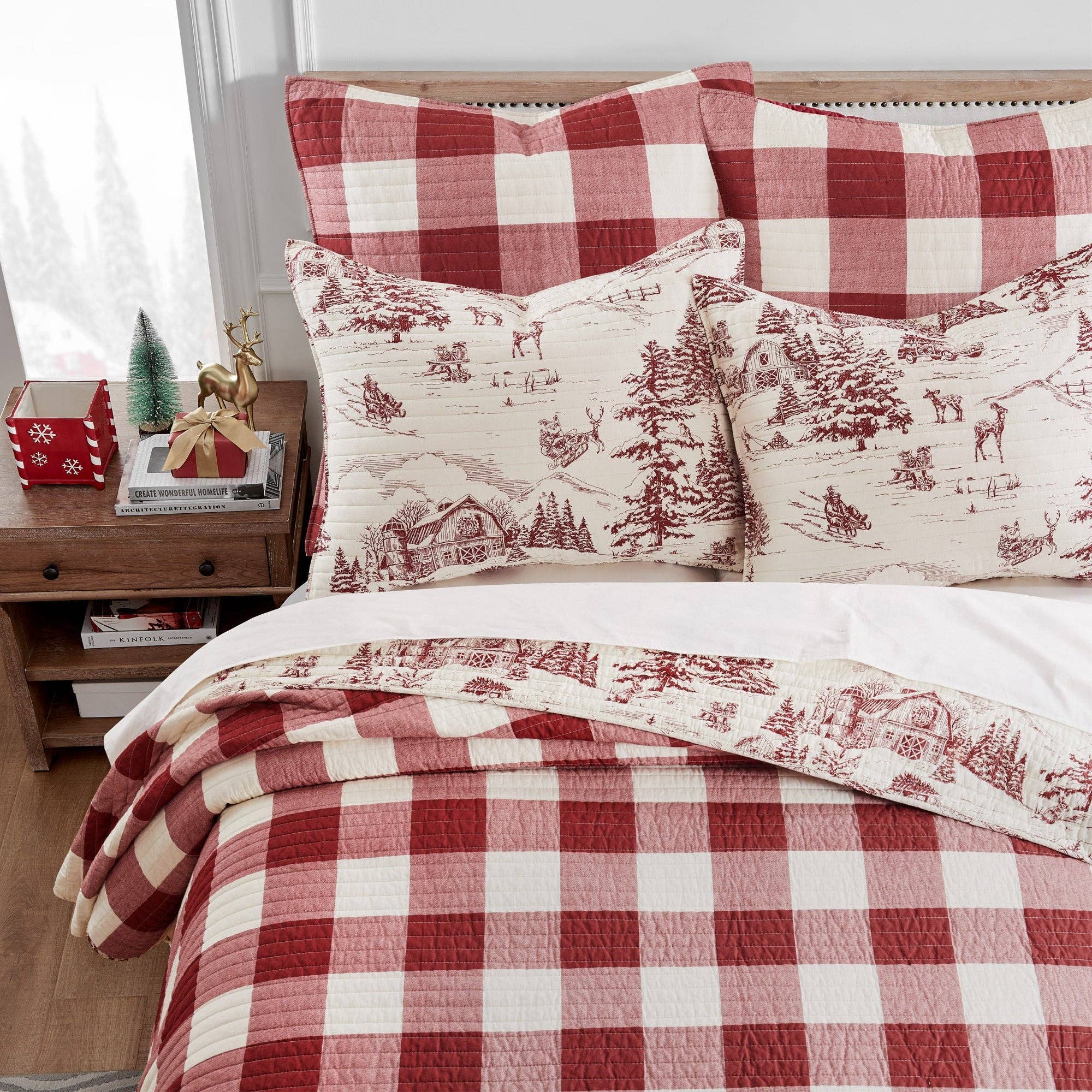 Levtex Home - Wholesale Bedding Set - Winter Sleigh Ride Quilt Set9