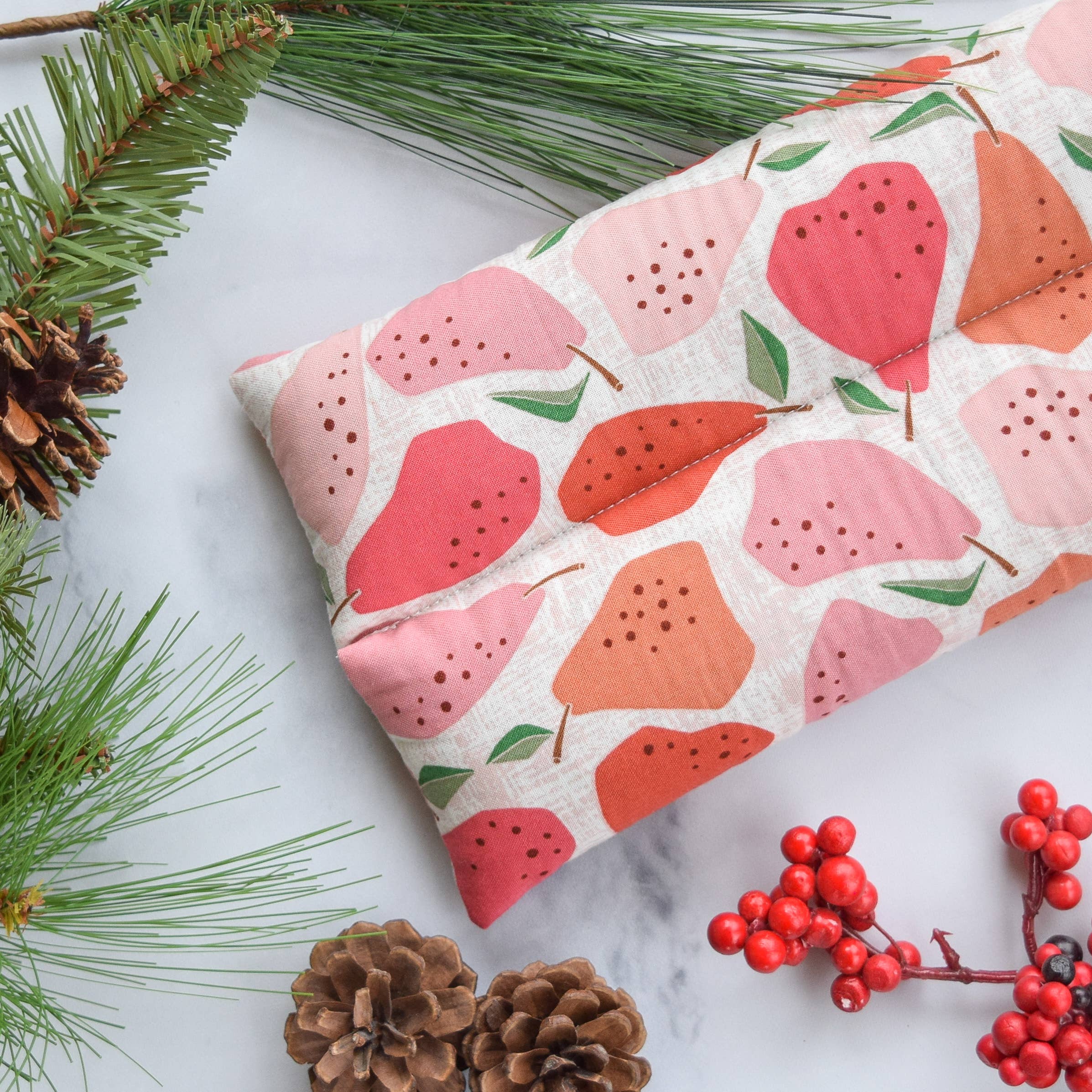 Wild Clementine Co. - Wholesale Hot/Cold Compress - Heating Pad Neck Wrap, Hot + Cold Flaxseed Pack - Red Pear1