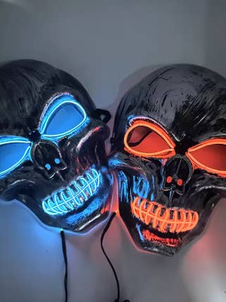 Toyarina - Wholesale Costume – Unisex - Glowing LED Skull Mask - Halloween Horror - Assorted