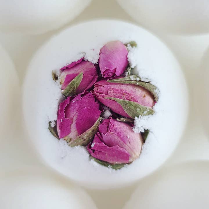 Rose Secret Bath Bomb with hidden message inside 120g for wholesale by The Eden Collections