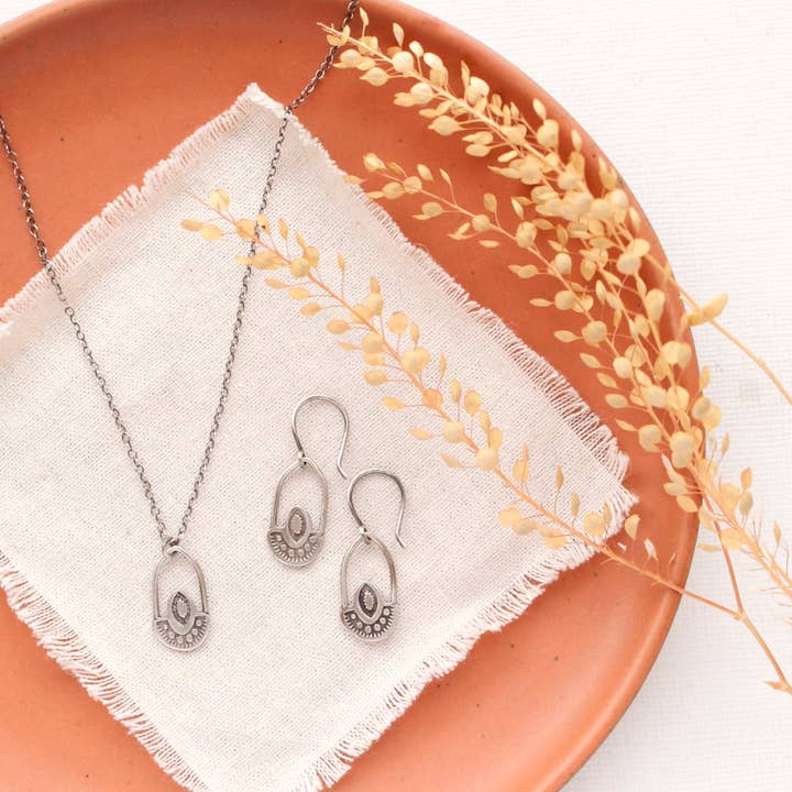 Sarah DeAngelo – Engroshandel Hængeøreringe og creoløreringe – Wanderer Hoop Øreringe2