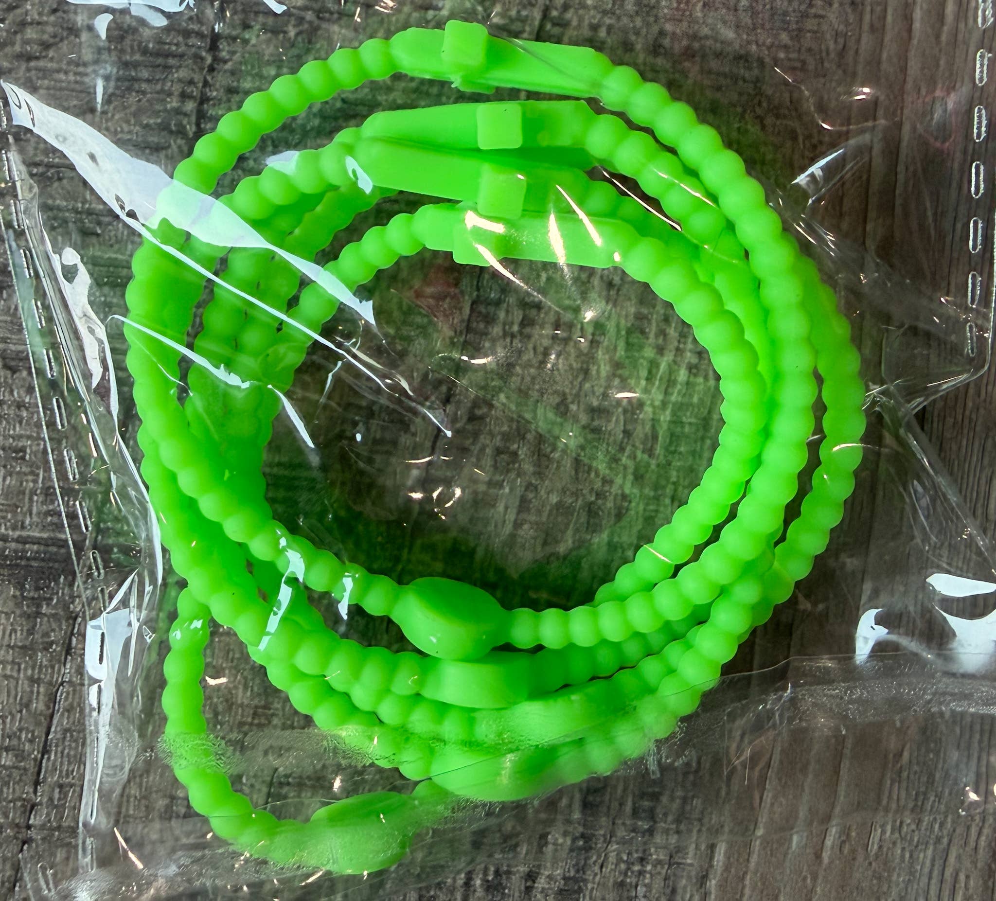 JILLIAN INK LLC - Wholesale Jewelry Set - Silicone Cross Bracelet Set of 519