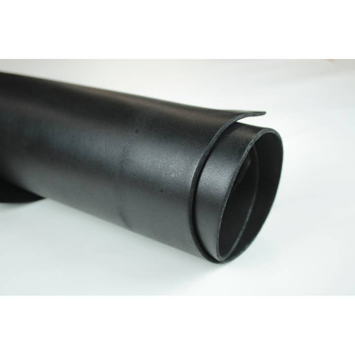 Collection en cuir DEXTER, Semi-aniline, Tan végétal pour la vente par Qaswara Leather