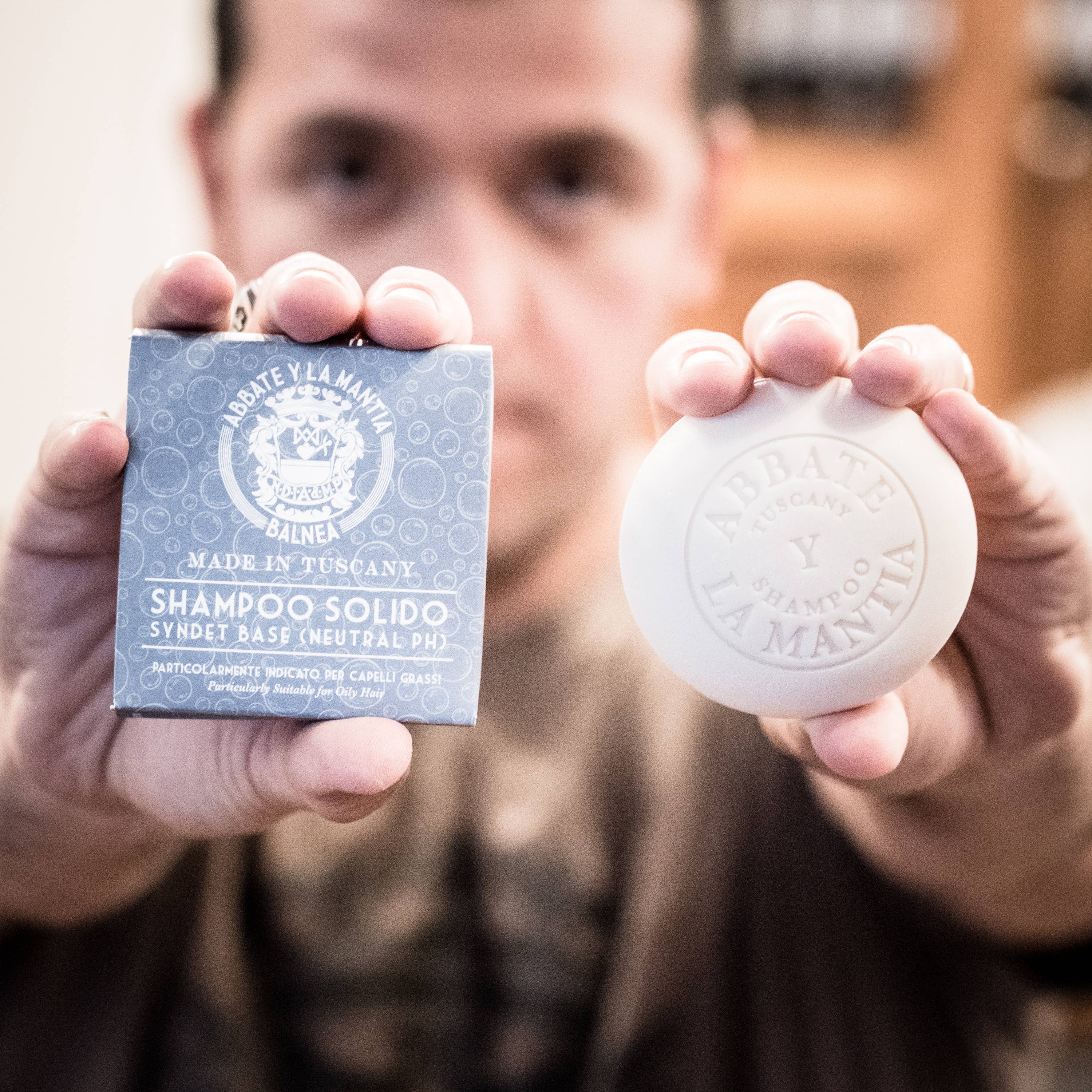 Abbate Y La Mantia - Wholesale Shampoo Puck/Solid Shampoo - Solid Shampoo for Oily Hair | Saffron and Clays0