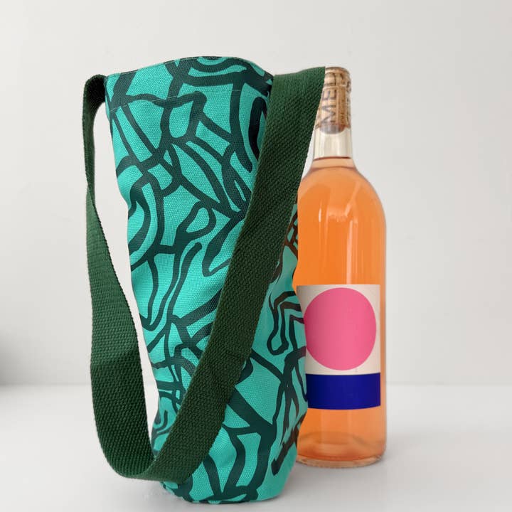 Le Sac à Vin - Rivière - Forêt - Émeraude pour la vente par Jenny Pennywood