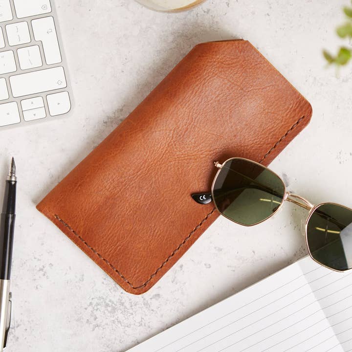 Parkin & Lewis - Wholesale Eyewear Cases & Holders - Unisex - Handmade Leather Glasses Case.10