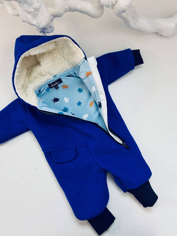 Mono azul para caminar – Traje premium de invierno para bebés y niños pequeños para venta al por mayor de Küstenfieber®