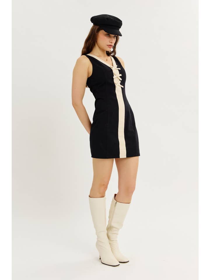 idem ditto - Wholesale Dress ā Women's - REFINED YET PLAYFUL SLIM FIT MINI DRESS WITH CONTRAST BOW17