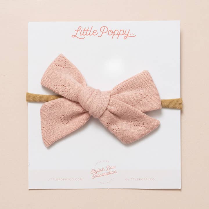 Laço de Coração Tricotado Rosa para Cabeça por atacado de Little Poppy Co