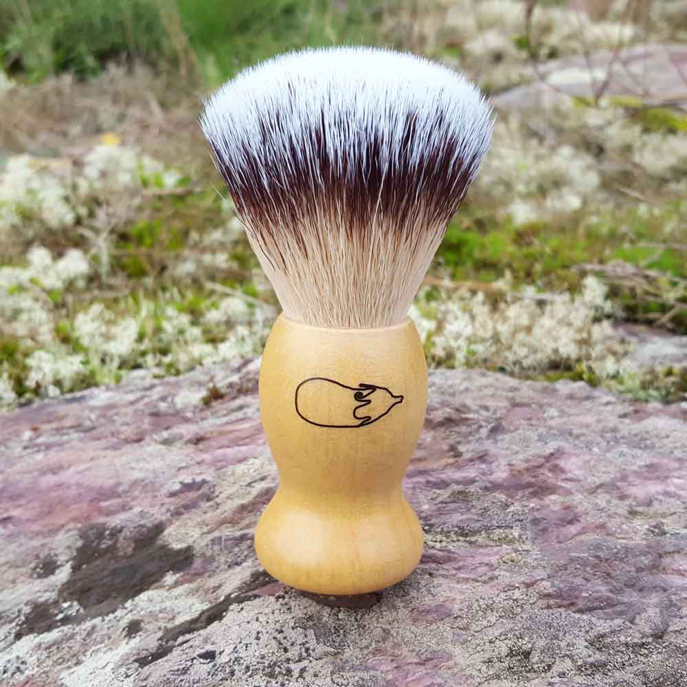 Savonnerie Aubergine - Wholesale Shave Brush - Men's - Vegan beard shaving brush with synthetic wooden bristles0
