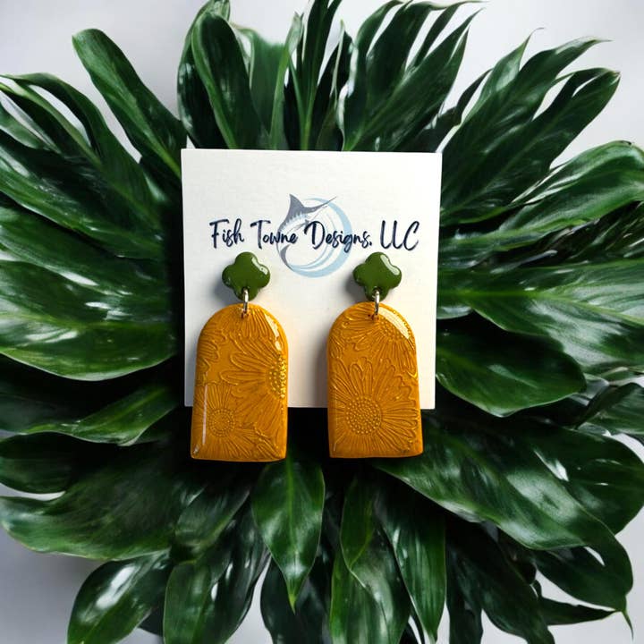 Fish Towne Designs, LLC - Wholesale Dangle Earrings - Sunflower Polymer Clay Earrings