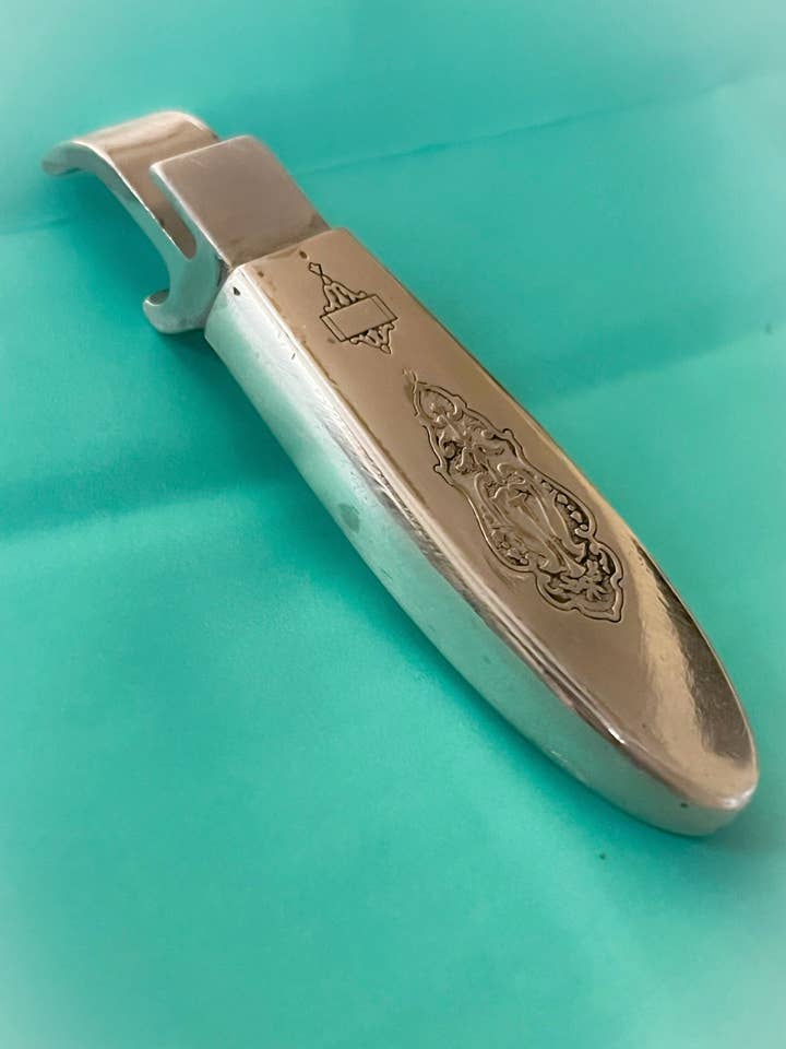 Ouvre-bouteille à manche de couteau vintage (mini) pour la vente par Made By Melz