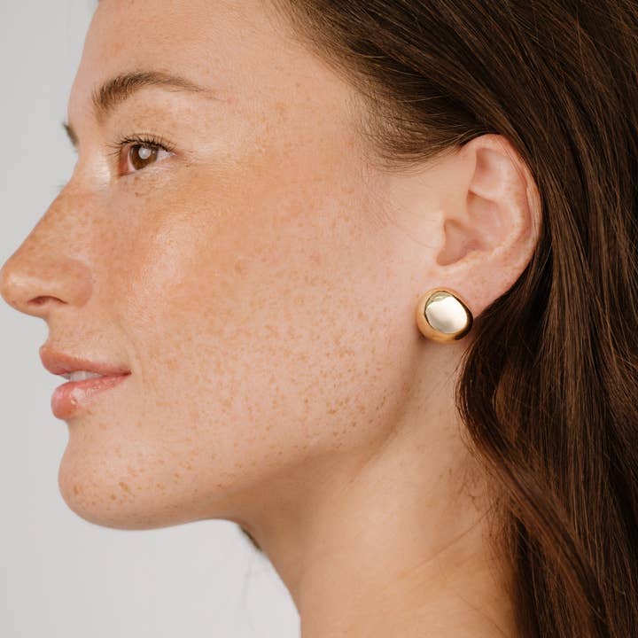 Ettika - Wholesale Stud/post earrings - Polished Pebble Stud Earrings5