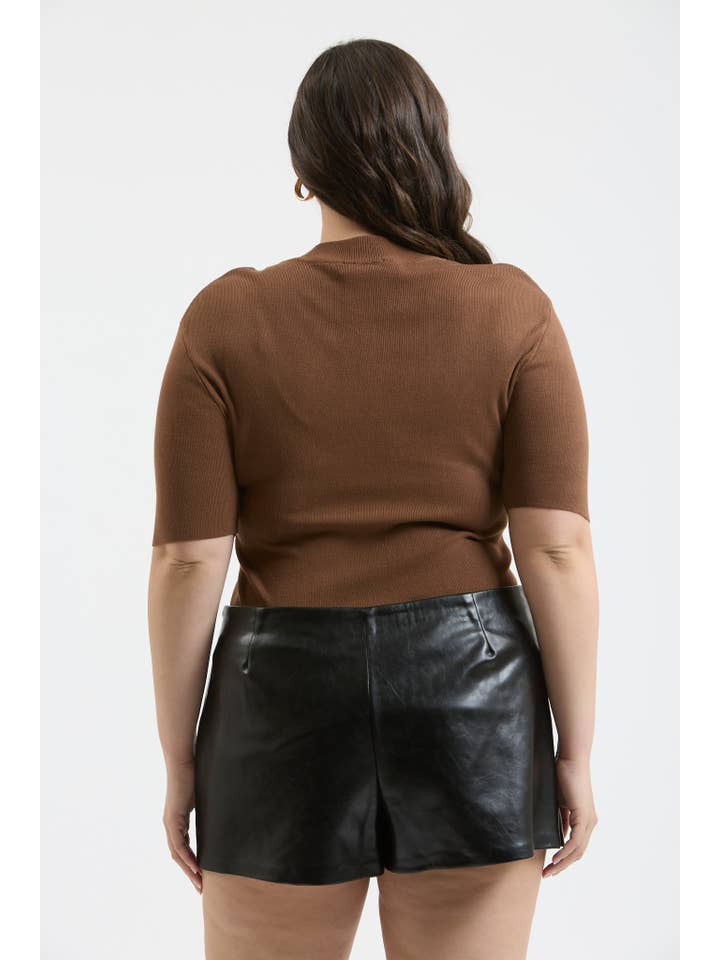 The Workshop Studio - Wholesale Knit Top - Women's - PLUS SHORT SLEEVE MOCK NECK SWEATER KNIT TOP