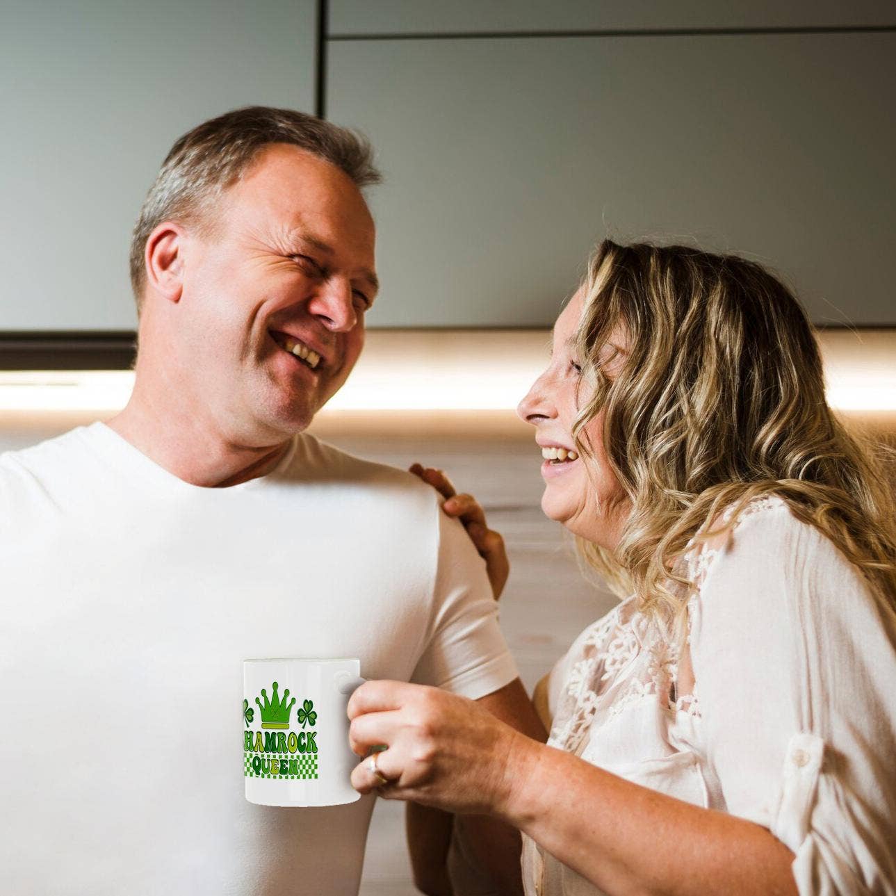 3dRose – wholesale Kaffekoppar – 3dRose, Söt Grön St Patricks Dag Shamrock Queen Illustration, Mugg10