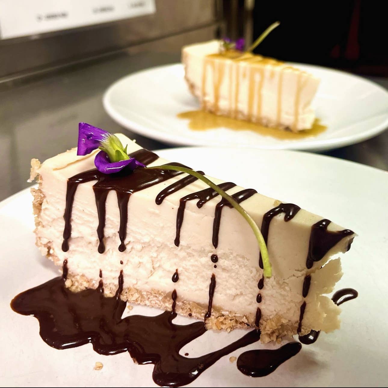 Darë Vegan Cheese - Wholesale Shelf Stable Prepared Meal - Original Plant-Based Cheesecake Slices2